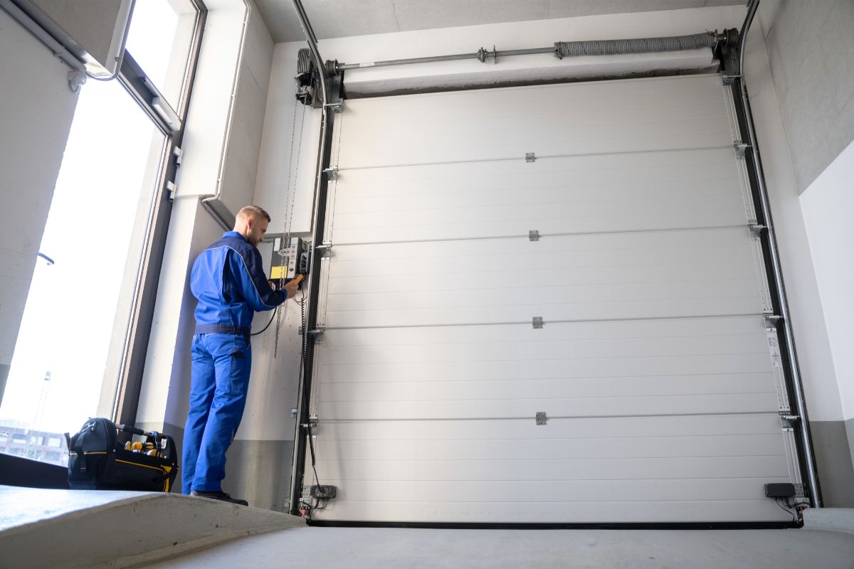 garage door installation and repair